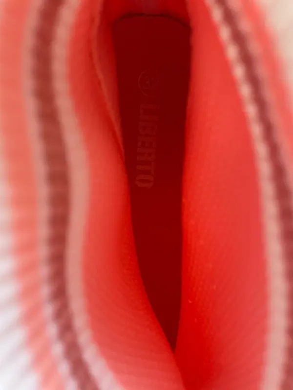 1753286573 (4).webp