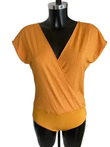 Zara - BODY - 40/L