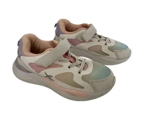 Baskets Kinetix pointure 31